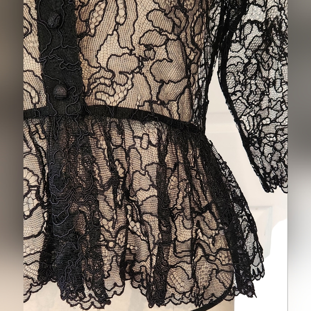 GANNI Light Floral Lace V-neck Sheer Peplum Top Black Blouse Ruffle 36 (US 4 S) - Picture 11 of 16